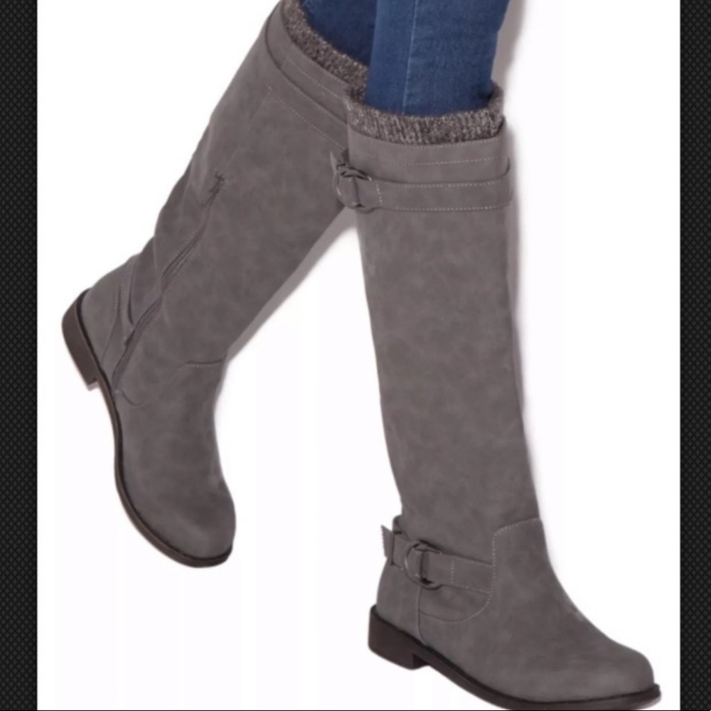 Bambi Flat Buckled Grey Boot